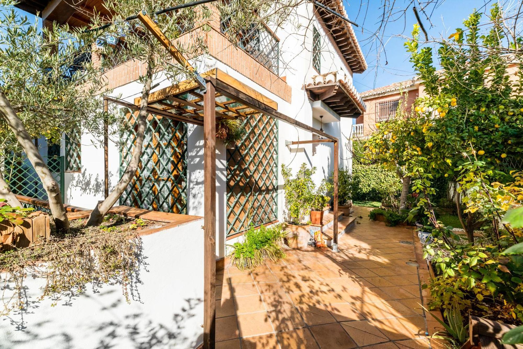 Comfort Breather - El Laurel Granada Exterior foto